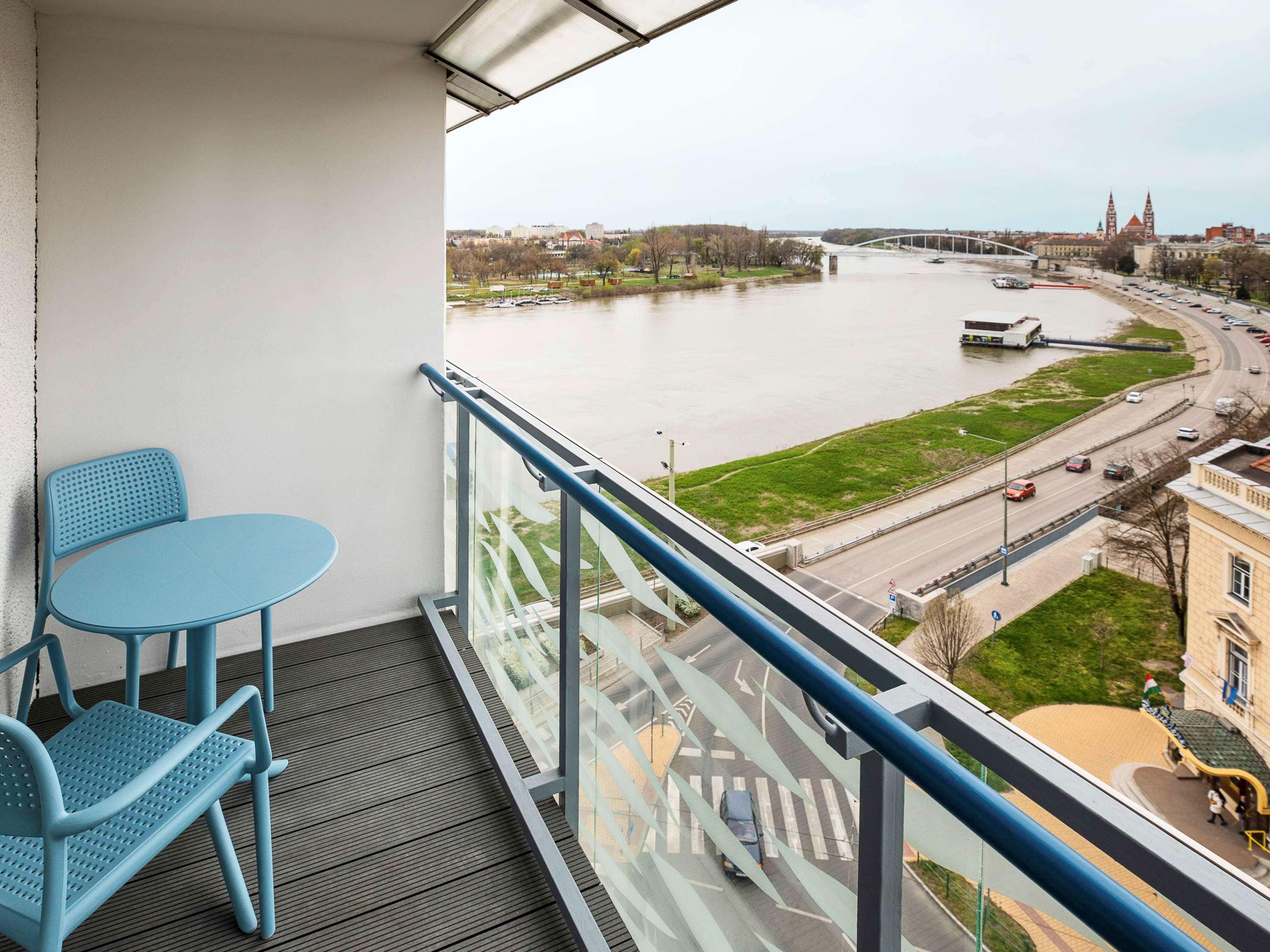 Novotel Szeged Buitenkant foto